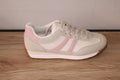 Basket rétro bicolore beige et rose