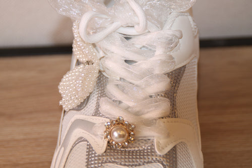 Basket chunky blanche ornée de perles